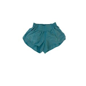 Lululumon Hotty Hit 2.5 inch athletic Shorts